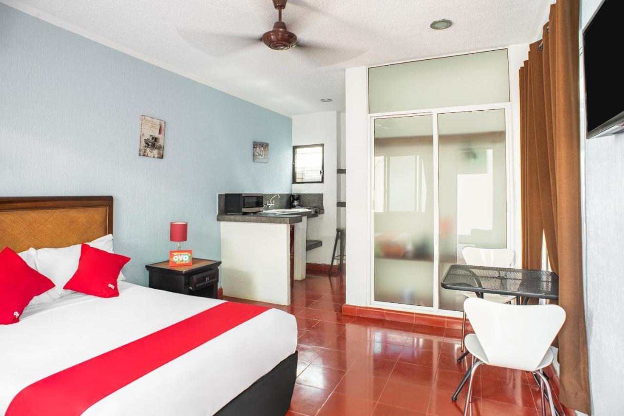 Hotel Dpas 52 Merida Exterior photo